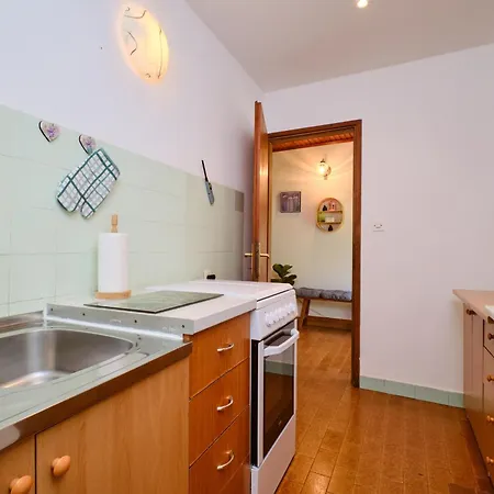 بيت للعطل Seaside House Artatore, Losinj - 8005 *